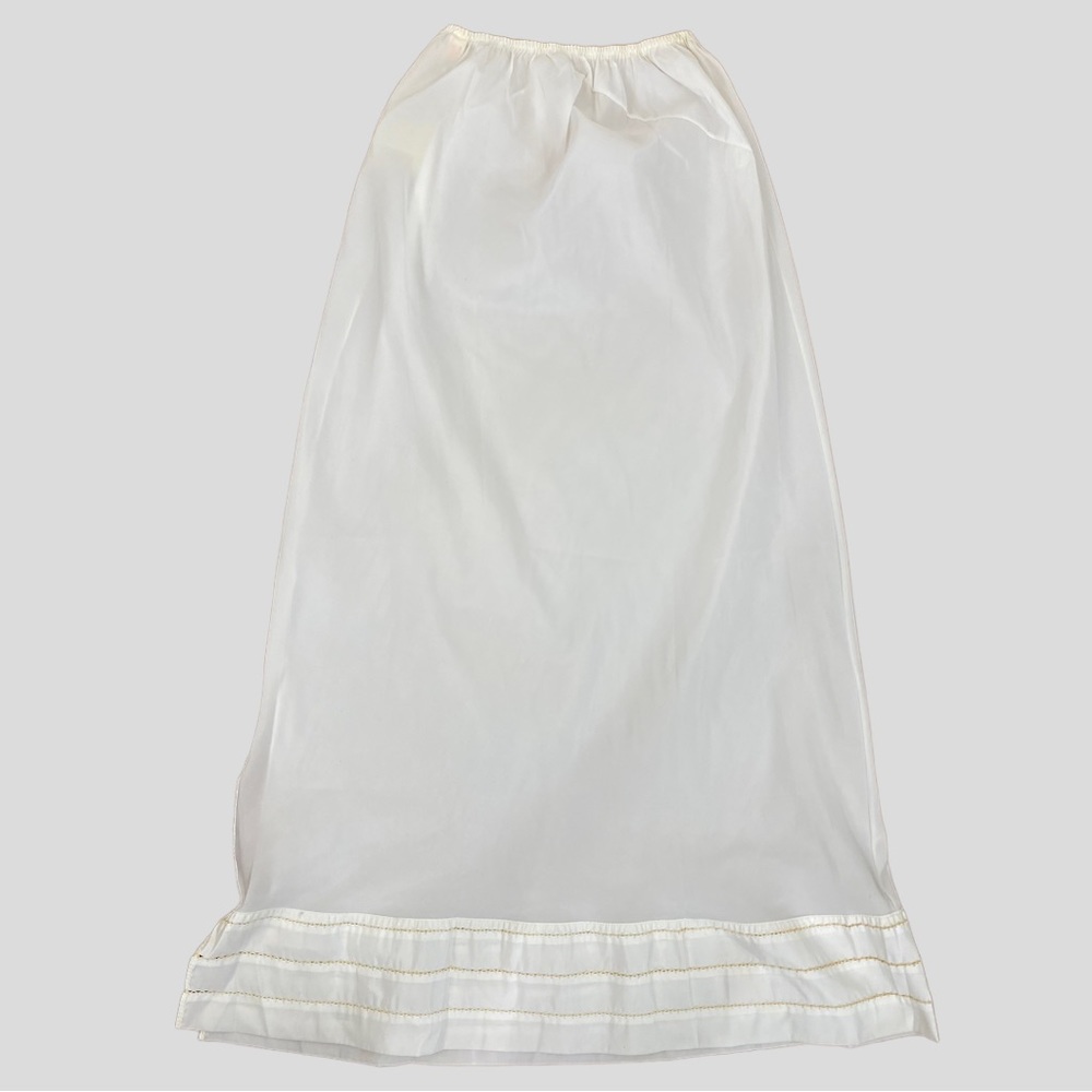 Vintage 60s Deadstock White Maxi Slip with Embroidered Trim NWT Medium - Picture 10 of 10